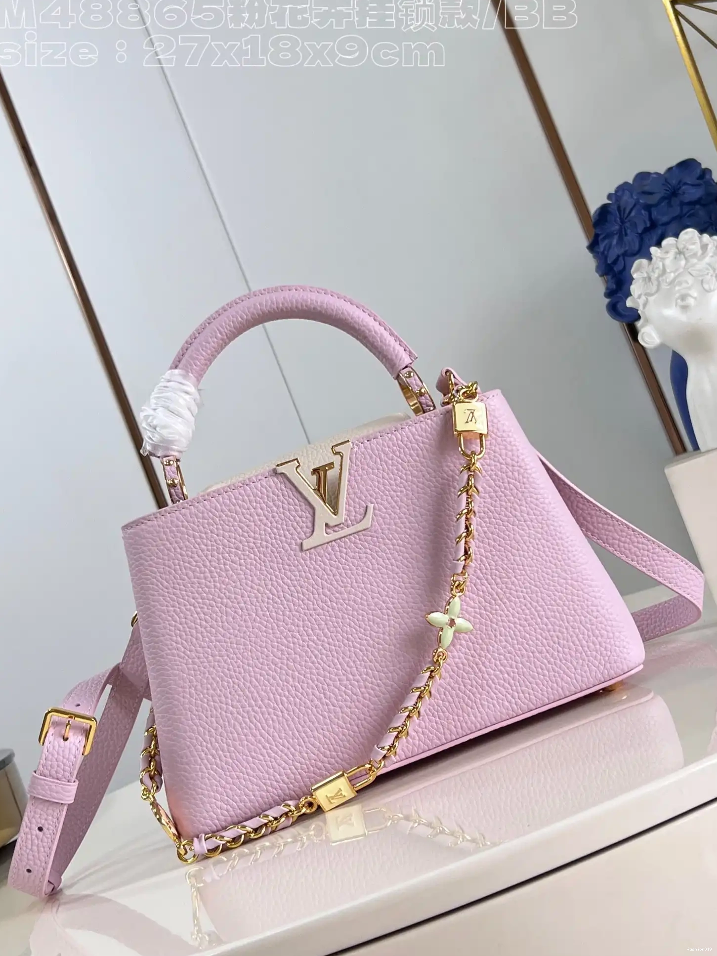 BB-27*18*9CM VUITTON LOUIS CAPUCINES 0427